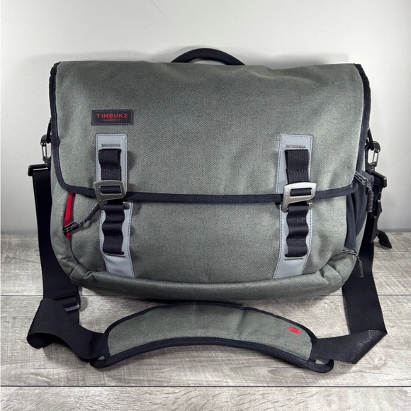Timbuk2 Messenger Gray Courier Delivery Bike Messenger Laptop School Bag Pack - Picture 1 of 9